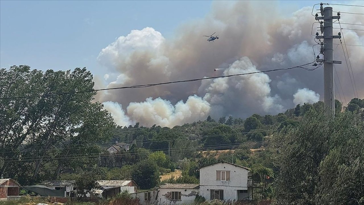 Çanakkale'de yangınla mücadele sürüyor