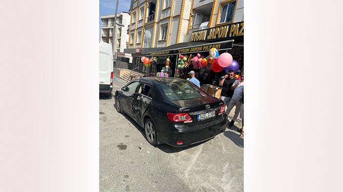 Vinç kaydı, yaşlı adam iki torunuyla otomobilin altında kaldı