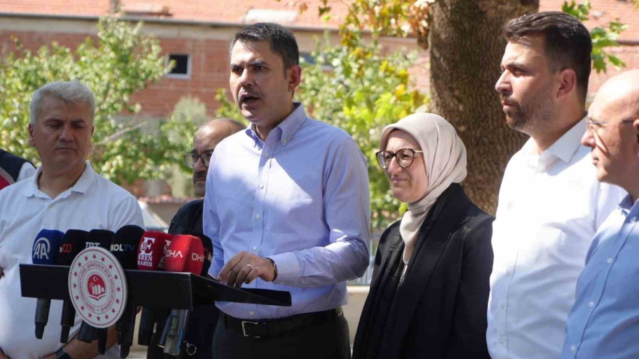 Bakan Kurum’dan Sındırgı depremi sonrası destek açıklaması