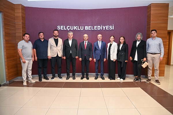 Esnaf ve vatandaşla buluşma: Türkiye Yüzyılı Selçuklu’da