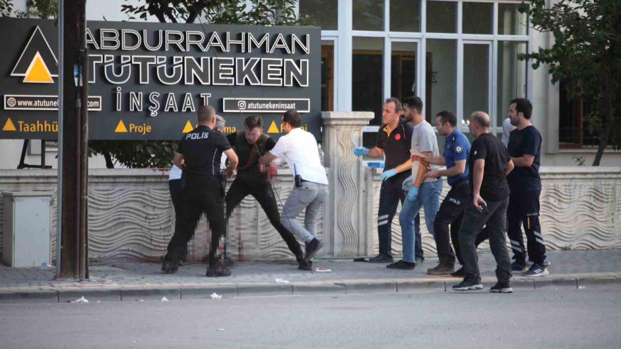 Konya polisinden kolunu kesen şahsa yerinde müdahale