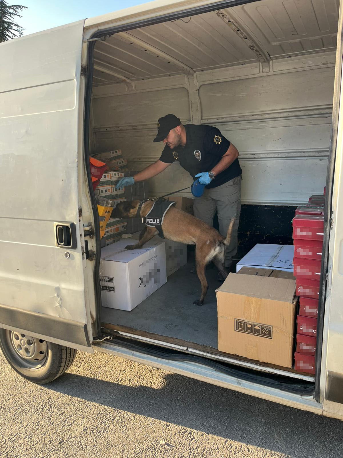 Konya polisinden uyuşturucuya karşı sıkı takip!