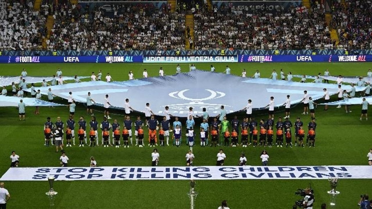 UEFA'dan çifte standart