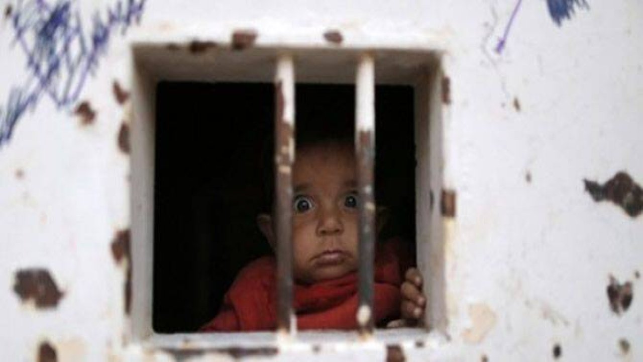 Özgürlüklerini Cezaevinde Arayan Çocuklar