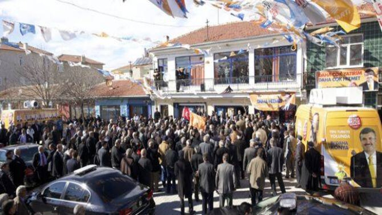 Dışişleri Bakanı Davutoğlu Konya'da