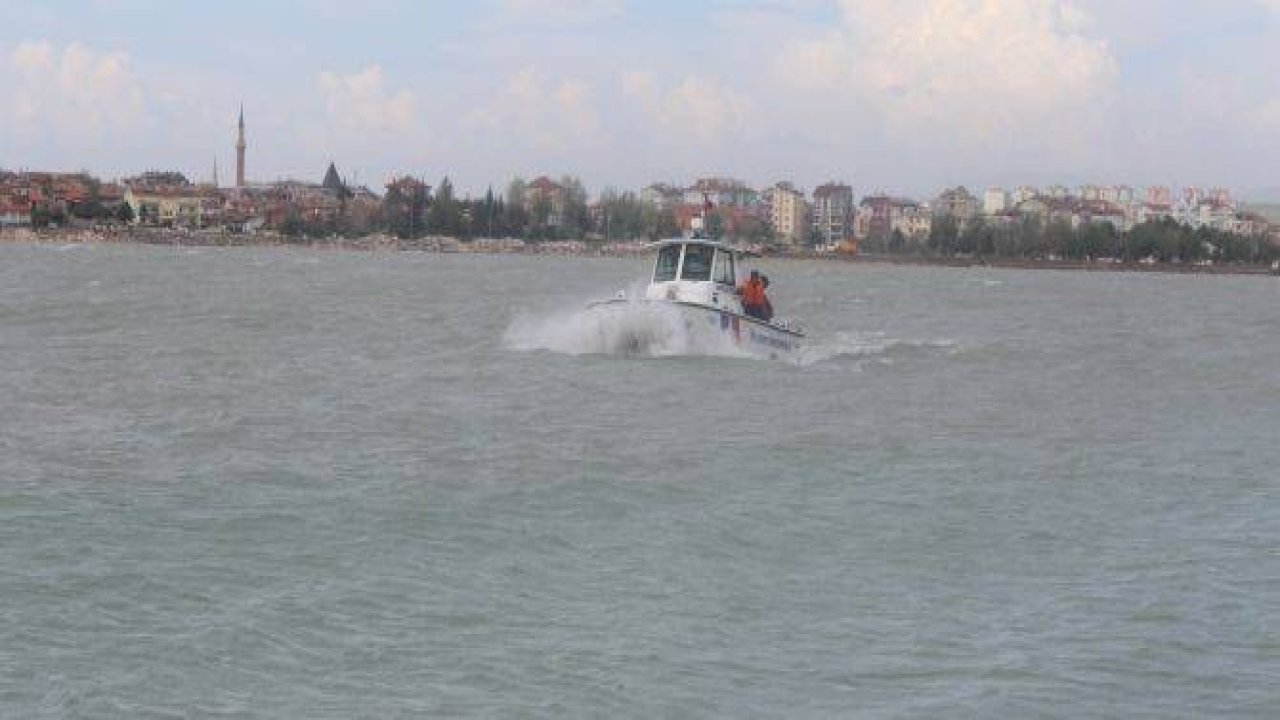 Piknikçileri jandarma kurtardı