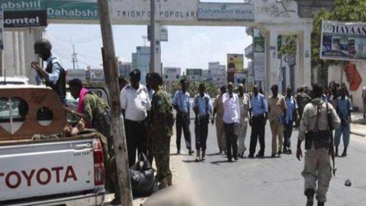 Somali'den dehşete düşüren kareler