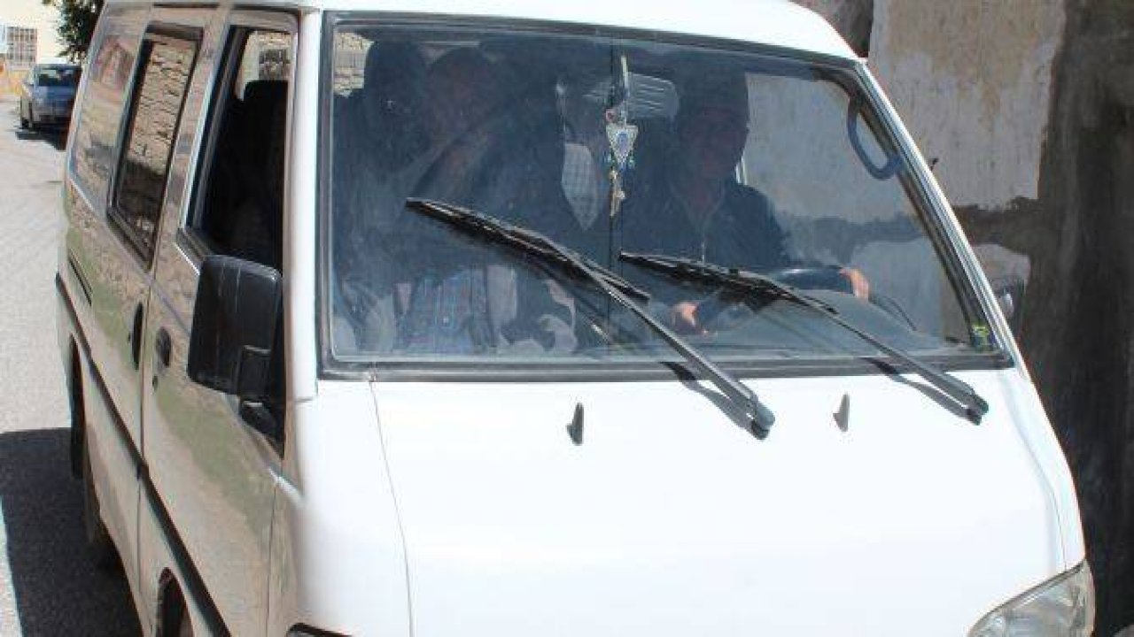 "Lütfen çarpmayınız, balkon var!"