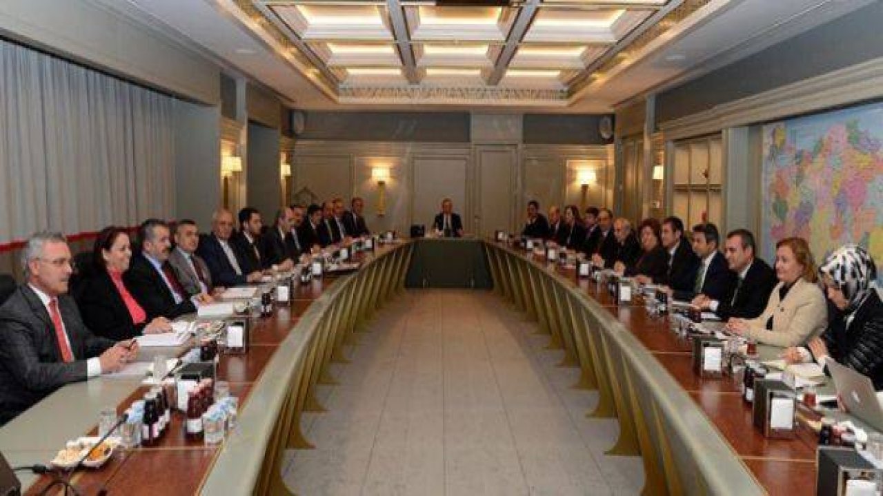 AK Parti'de 3 dönemden sonra kim ne yapacak?