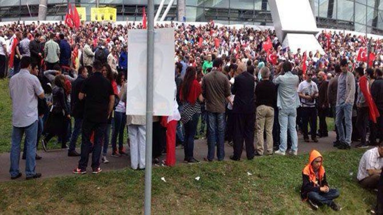 Erdoğan'ın mitingi öncesi Köln