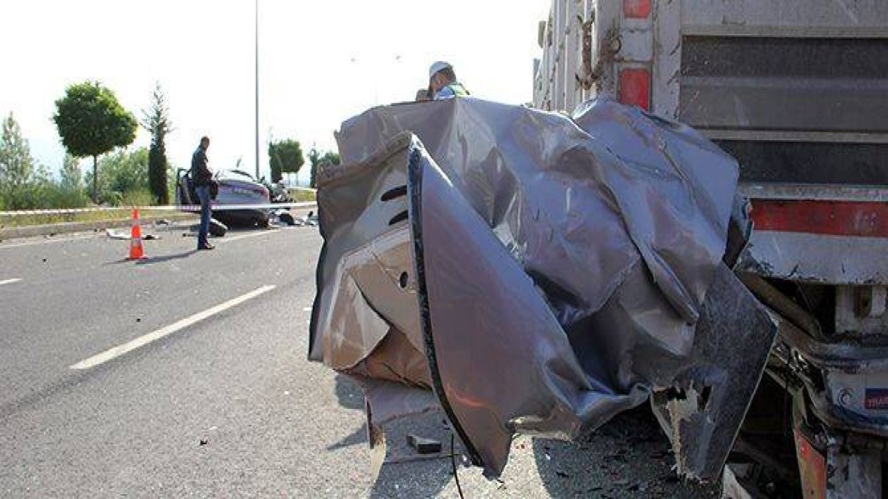 Elazığ'da trafik kazası: 2 ölü