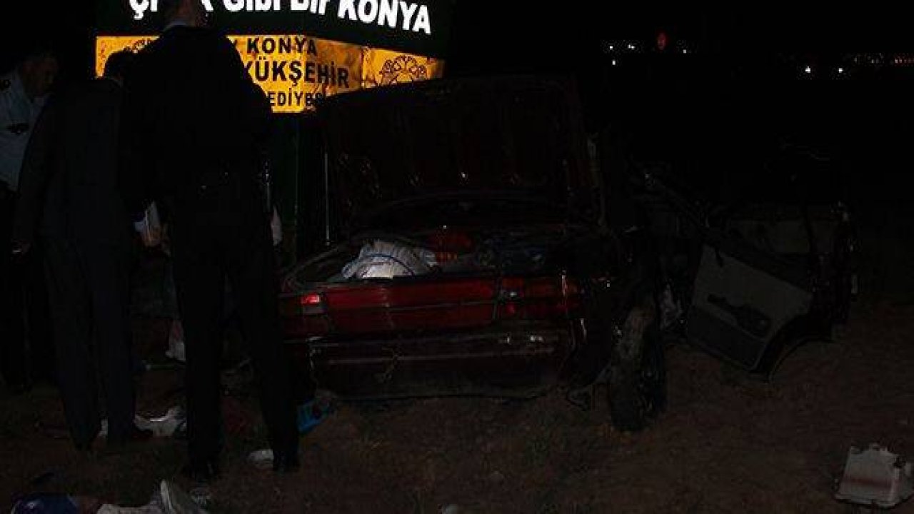 Cenazeye giderken kaza yaptılar