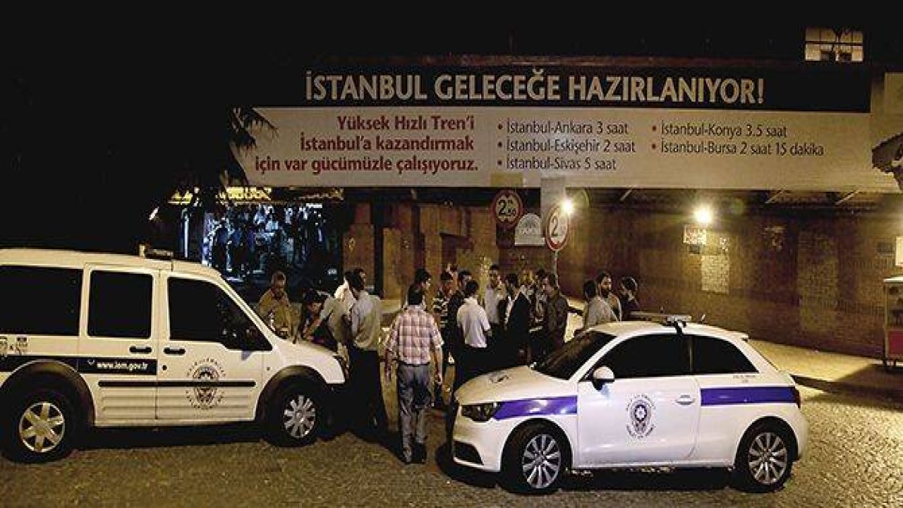 Fatih'te bıçaklı kavga