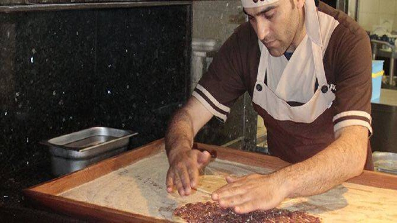 Etliekmek iftar sofrasında başka güzel