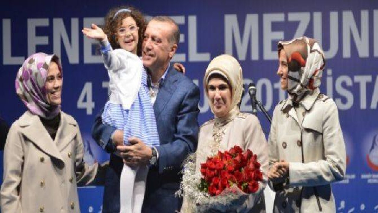 Başbakan Erdoğan'dan eşine evlilik sürprizi