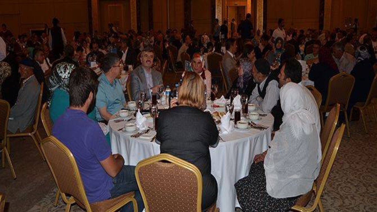 Vali Muammer Erol'dan Konya'ya iftar