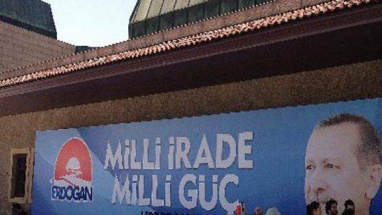 SALON TOPLANTIYA HAZIRLANIYOR