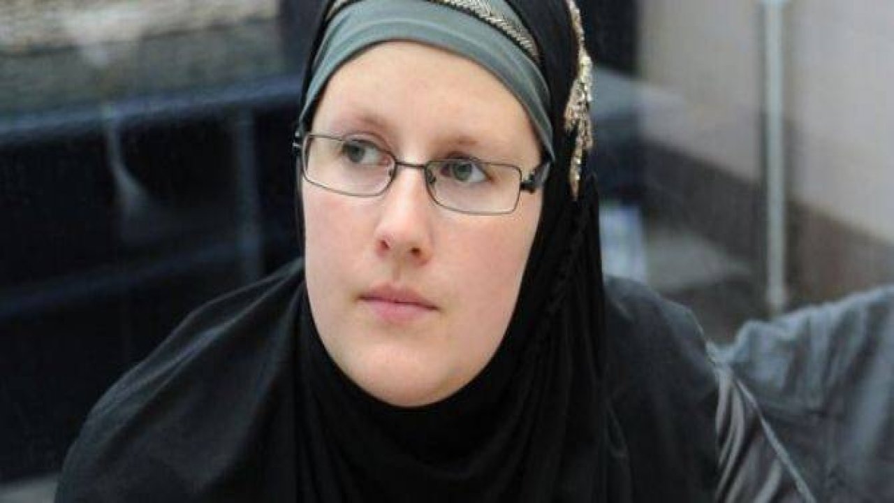 Belçikalı genç bin kişiyi müslüman yaptı