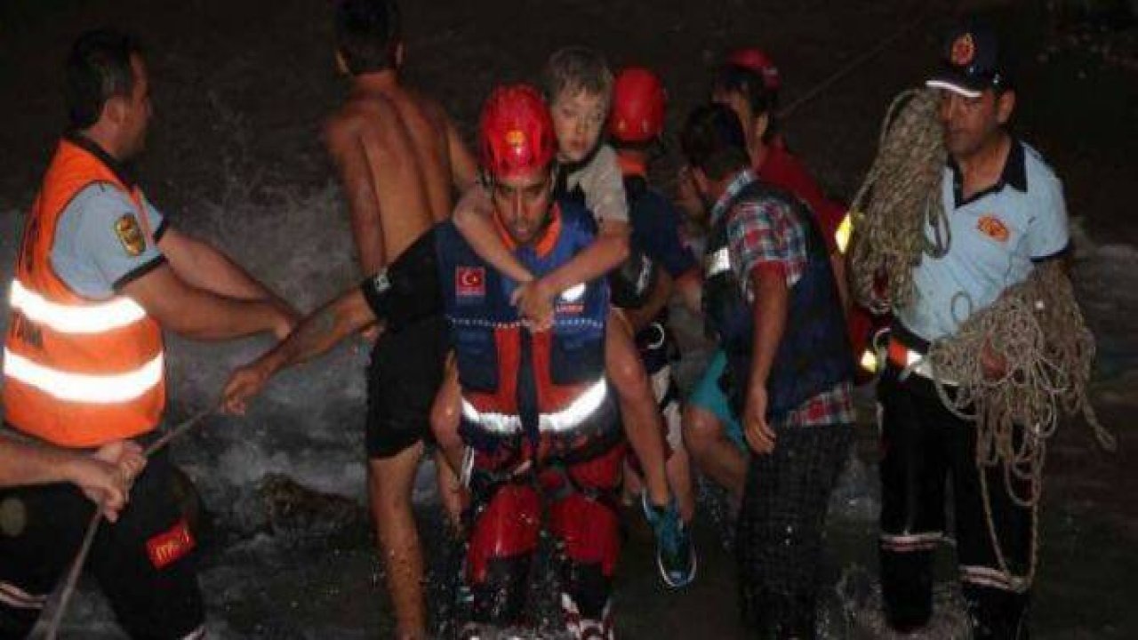 Saklıkent'te büyük şok! 1 ölü, 8 yaralı