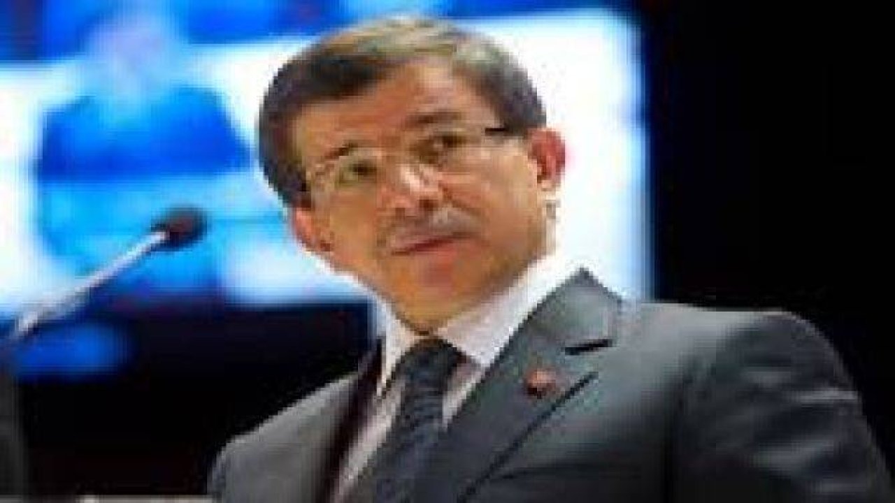 Sosyal medyada Davutoğlu sesleri