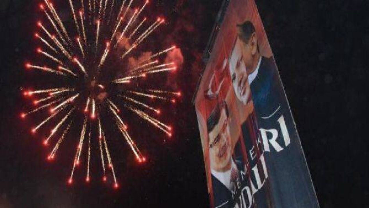 KONYA'DA DAVUTOĞLU COŞKUSU