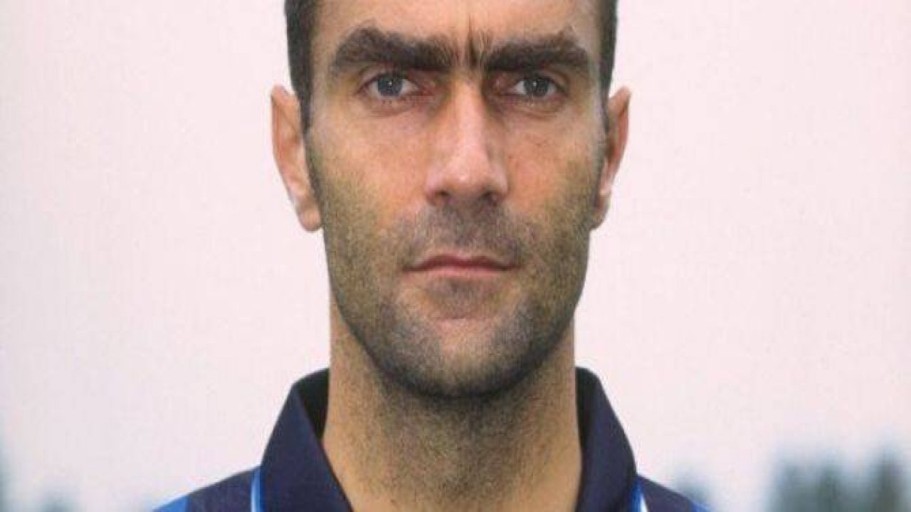 Kariyerleri boyunca takım değiştirmeyen futbolcular