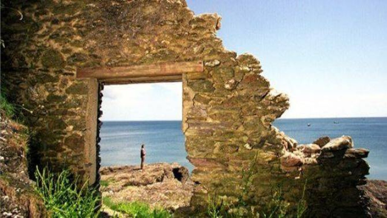 Terk edilmiş hayalet yerler