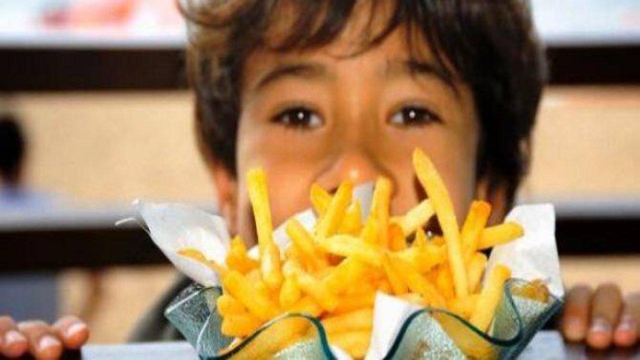 Beyin hücrelerini öldüren 11 besin