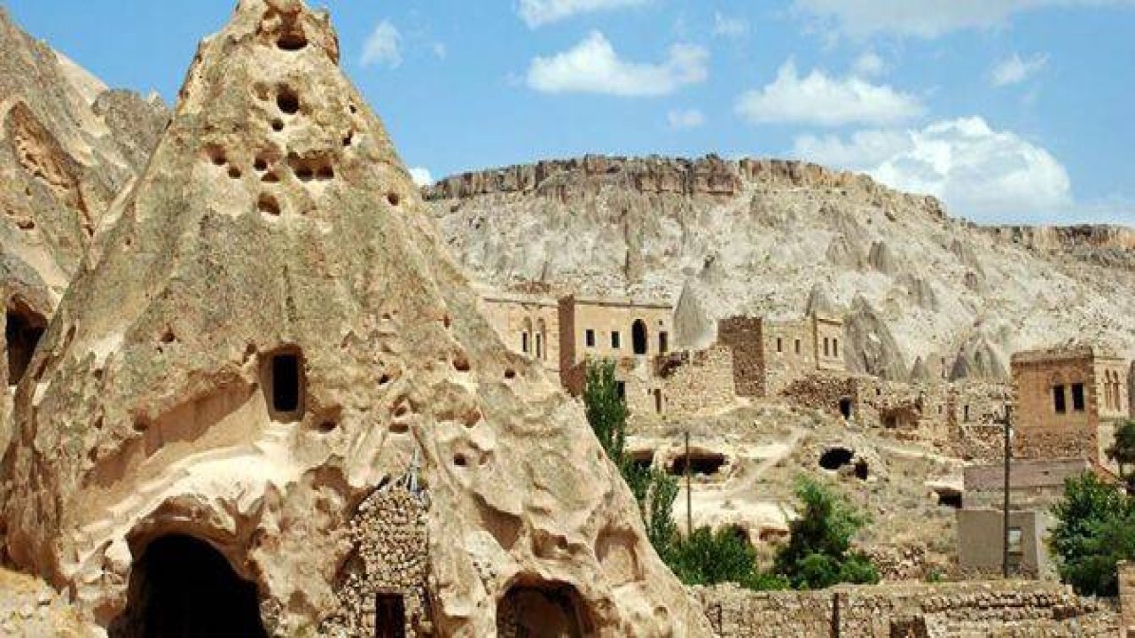 En büyük kale manastırı: Selime Katedrali