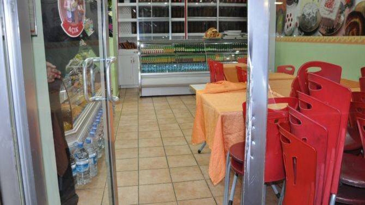 Hem baklavaları, hem de kamera kayıtlarını çalmışlar