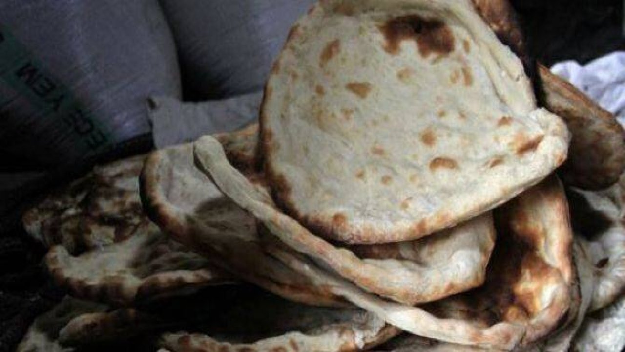 Asırlık tandırlar, bayram için yandı