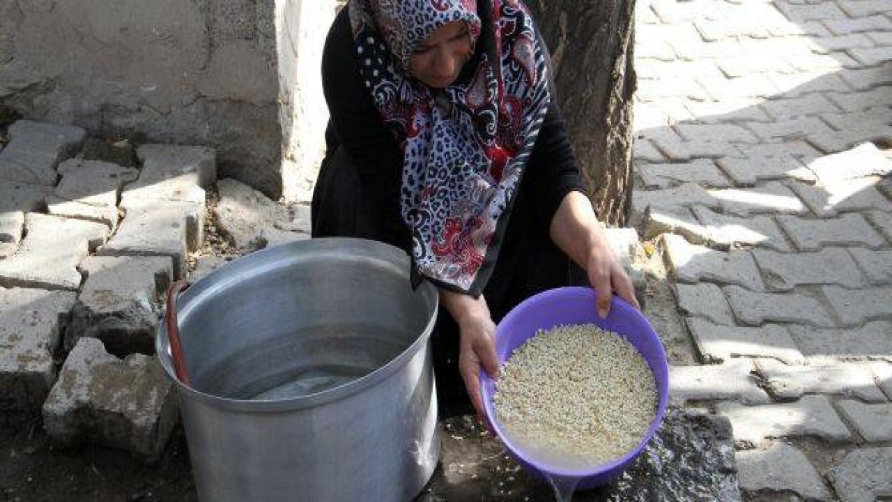 Bayram sofralarının değişmeyen tadı: "Helise"