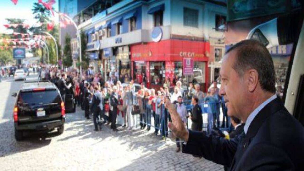 Cumhurbaşkanı'na Trabzon'da sevgi seli