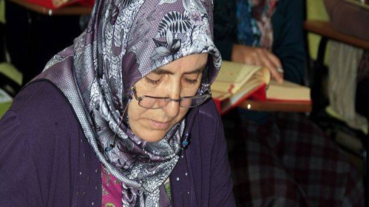 Hacdan dönüp Kur'an kursuna gidiyorlar