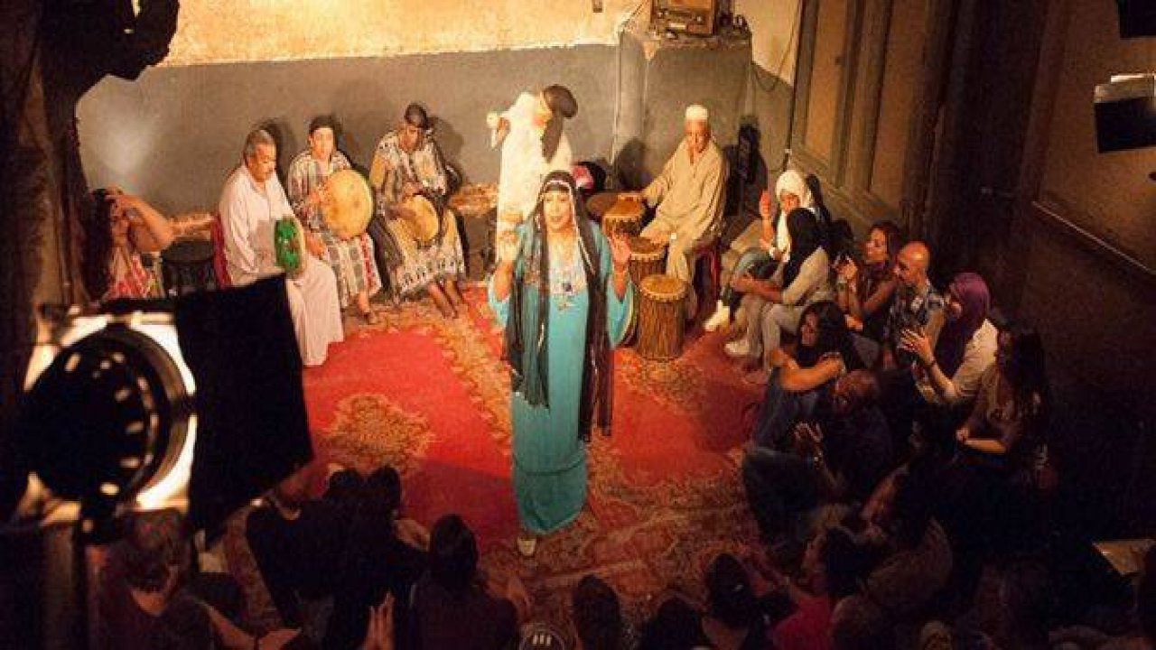 Mısır'da 'cin çıkartma' turizmi