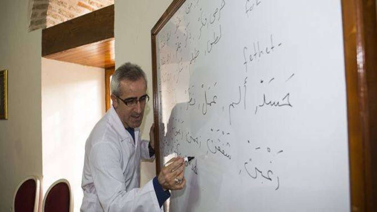 Selçuklu Medresesi'nde "Osmanlıca" öğreniyorlar