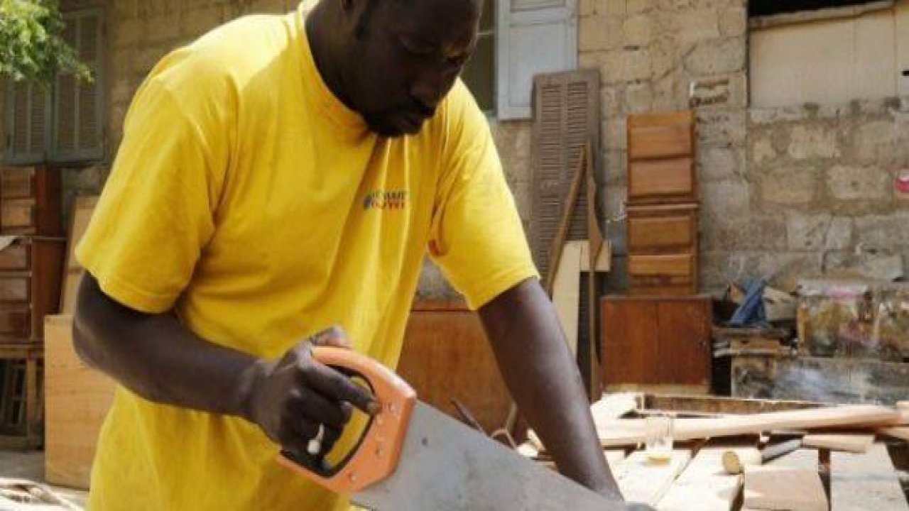 Dakar’ın sokak mobilyacıları