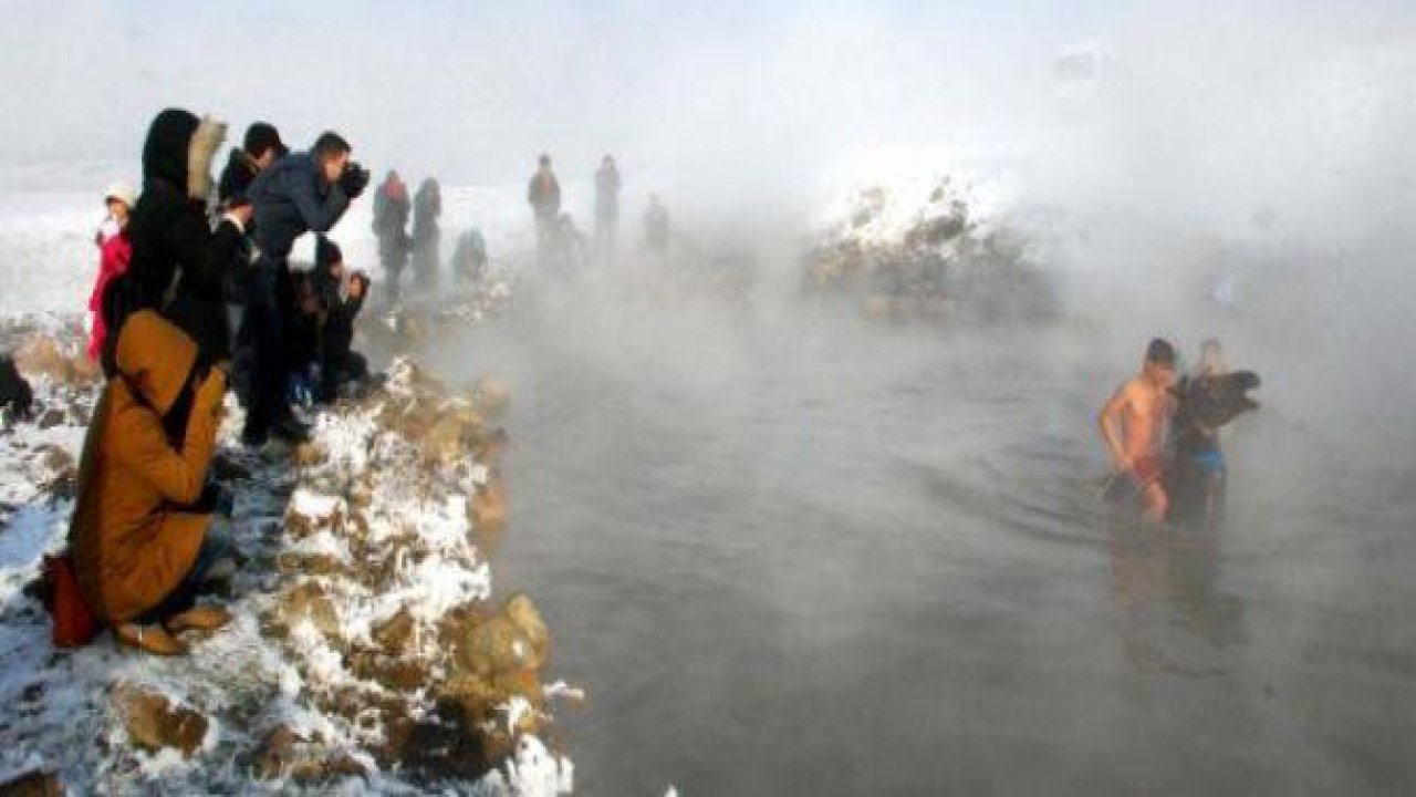 Soğuk havada kaplıca keyfi