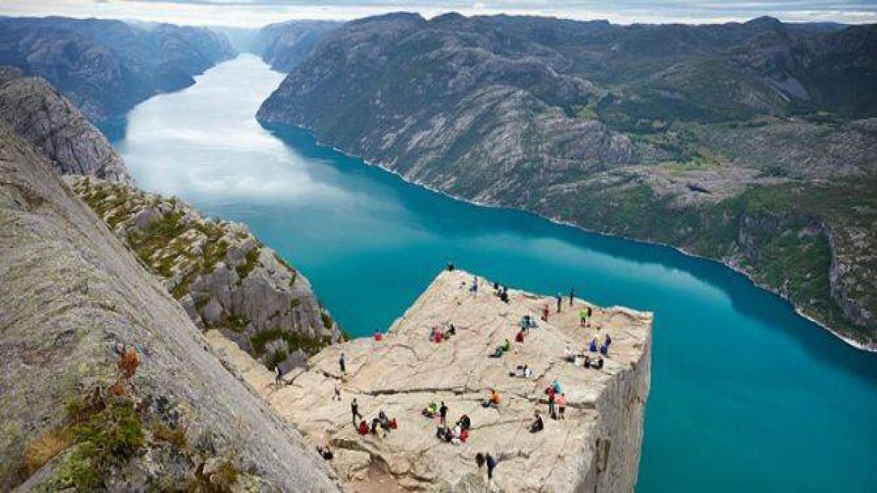 Sanki Dünyamıza Değil De Masallara Ait Olan Muhteşem Güzellikte 13 Yer