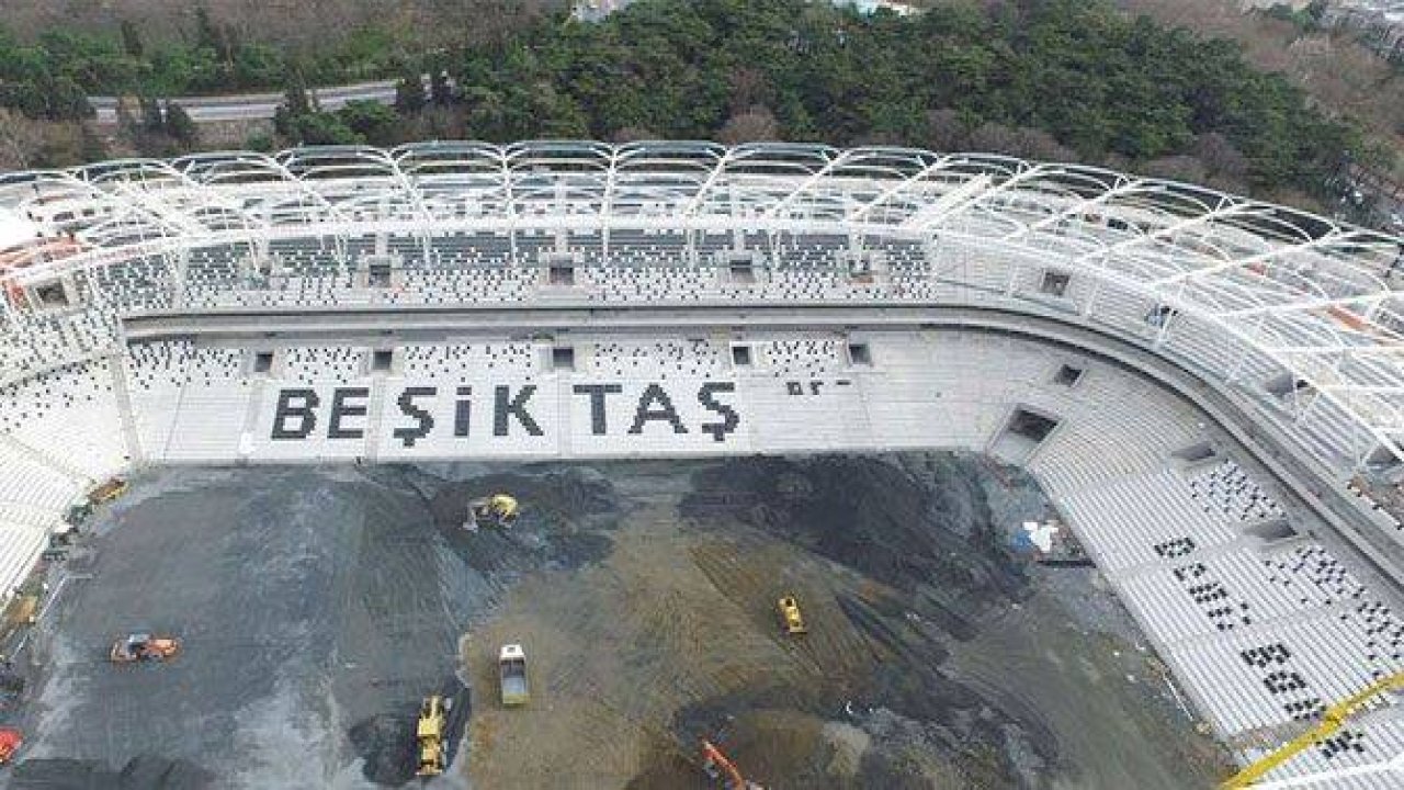 Vodafone Arena'da Beşiktaş yazısı göründü