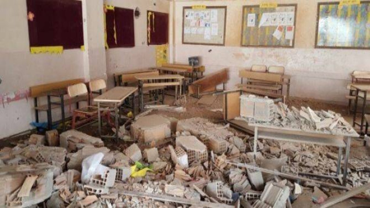 Teröristler okul, cami dinlemiyor!