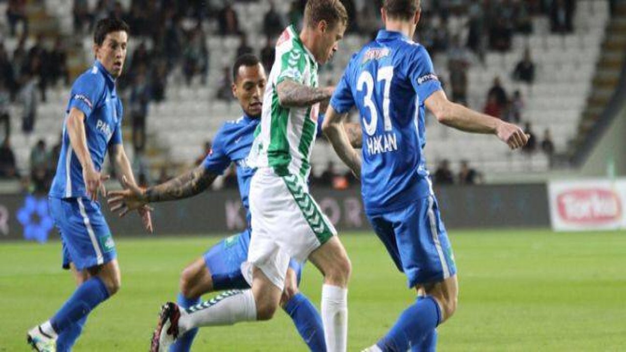 Konyaspor-Kasımpaşa maçının fotoğrafları