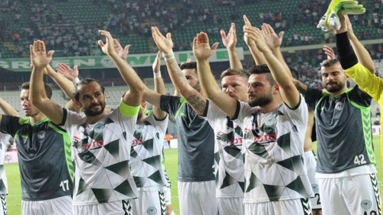 Atiker Konyaspor - Beşiktaş maçından kareler