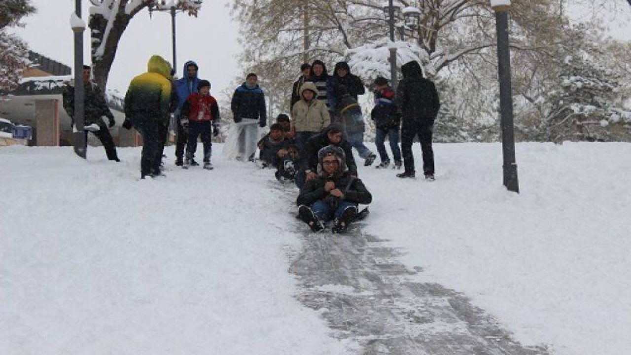 Pusula objektifinden kardan kareler