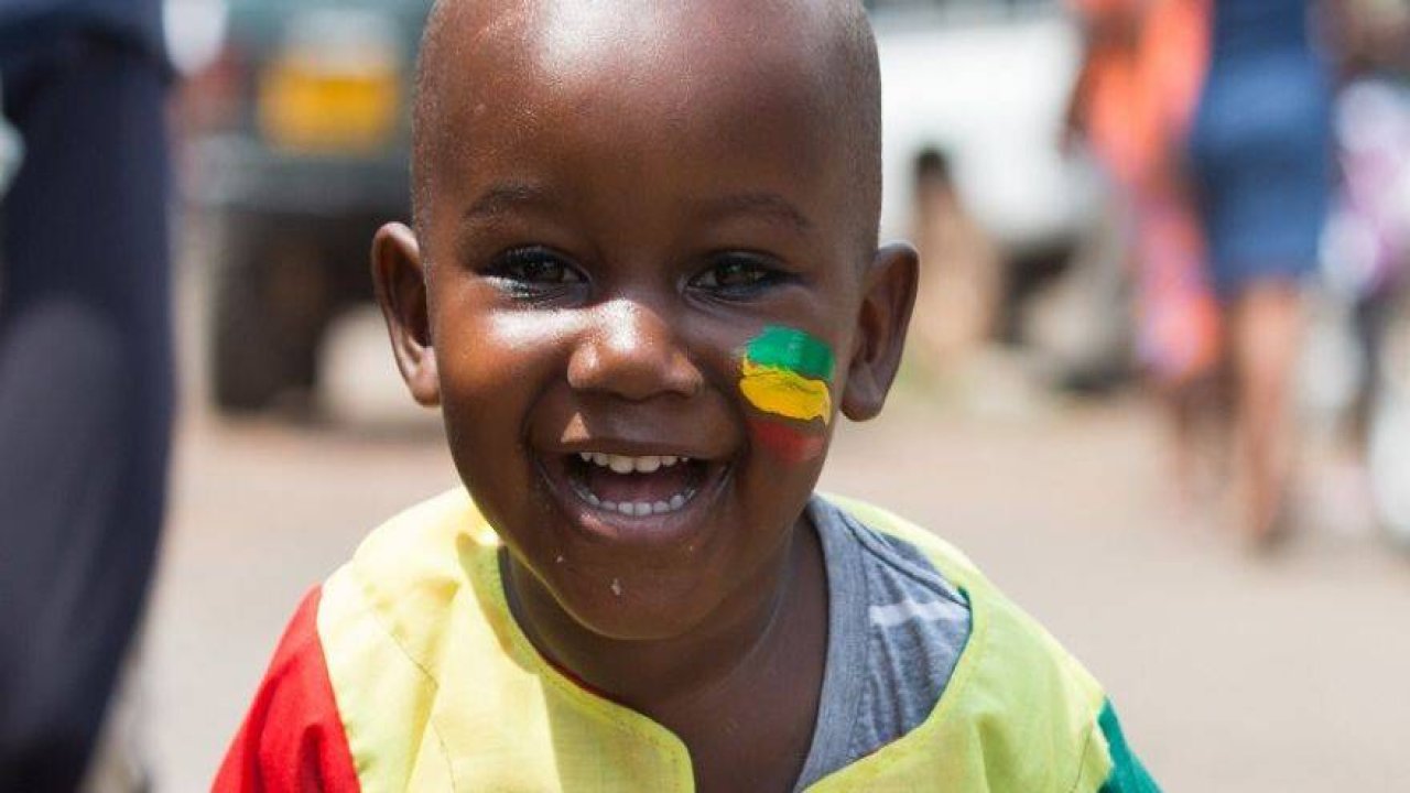 AFRİKA KUPASI RENGARENK