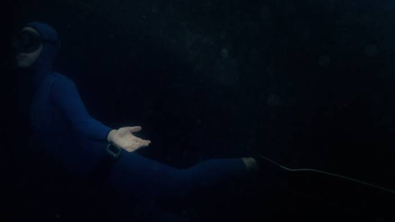 Milli sporcu Şahika Ercümen Halfeti'de 'Sıfır Atık Dalışı' gerçekleşirdi