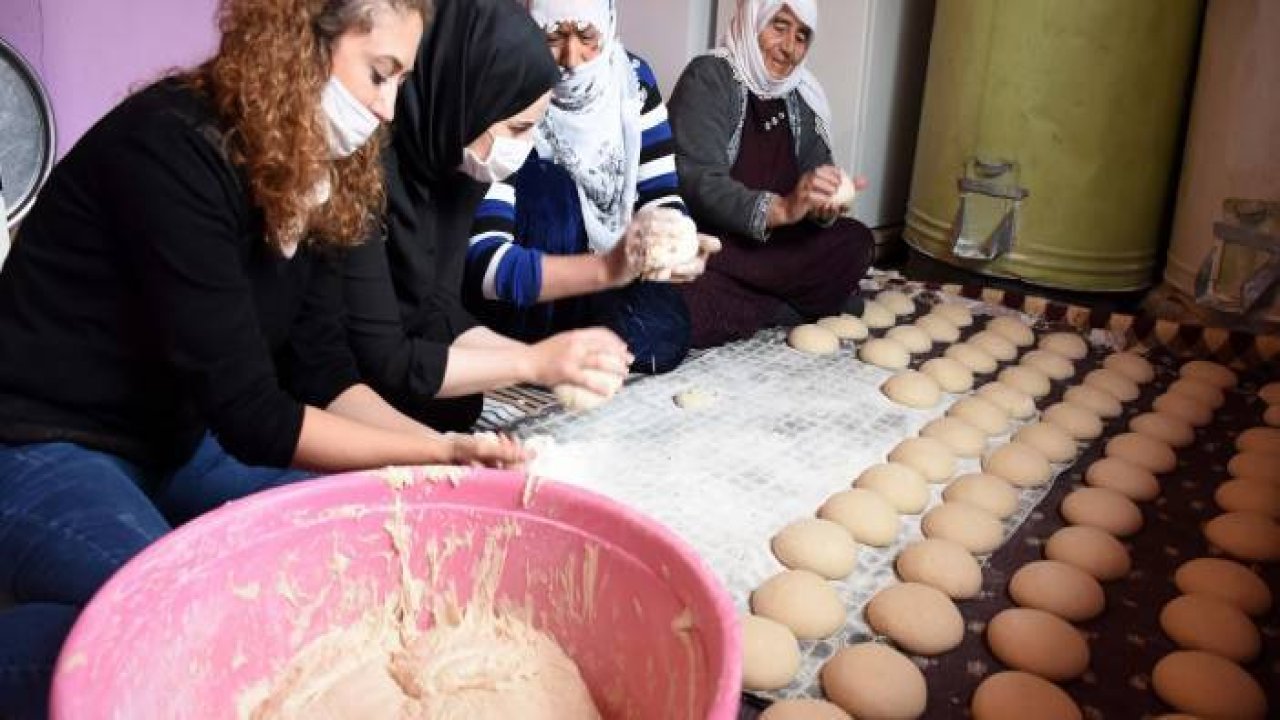 Köy çocuklarını geleceğe hazırlayan fedakar öğretmenler