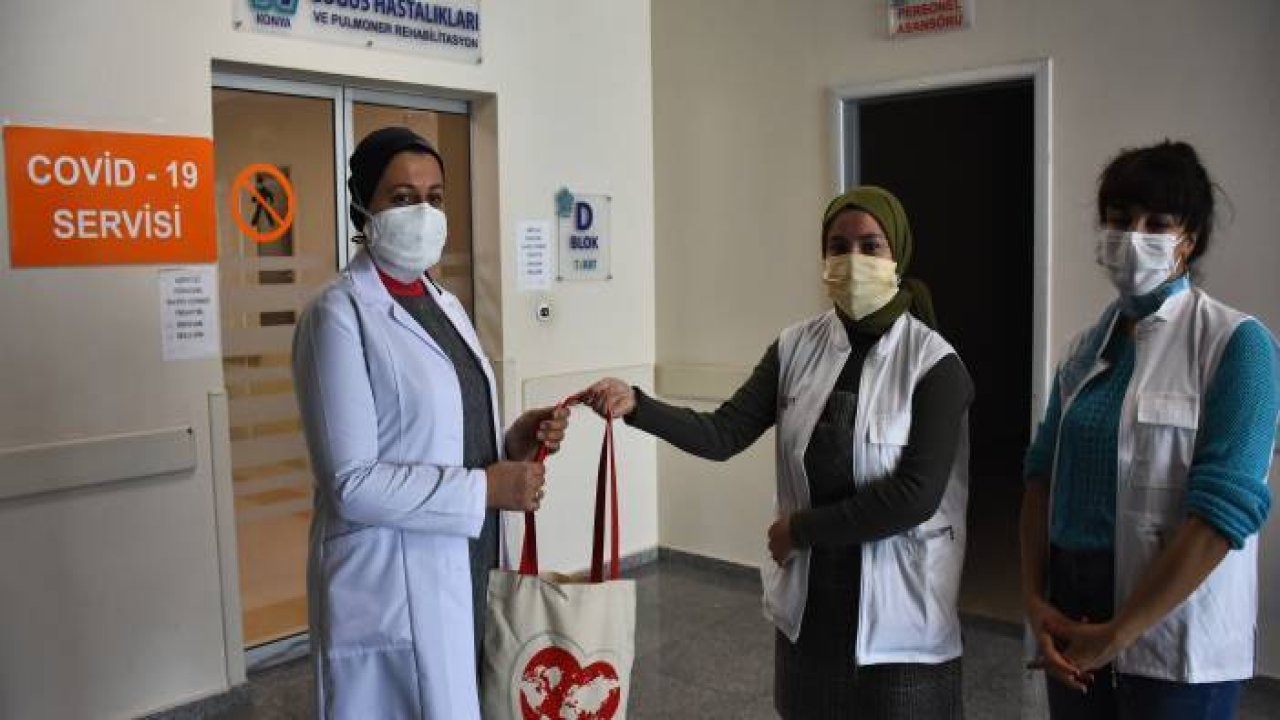 Genç Yeryüzü Doktorları Topluluğu, sağlık çalışanlarına "motivasyon kiti" dağıttı