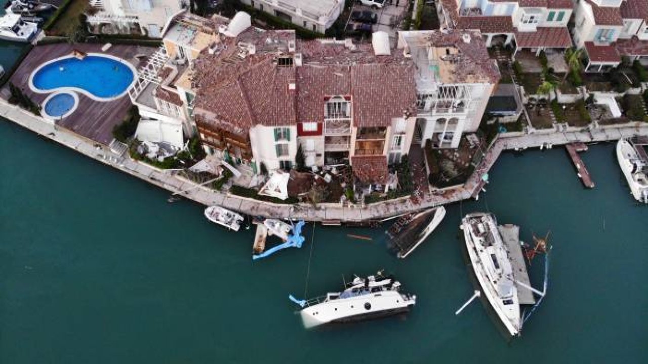 İzmir Alaçatı'da hortum