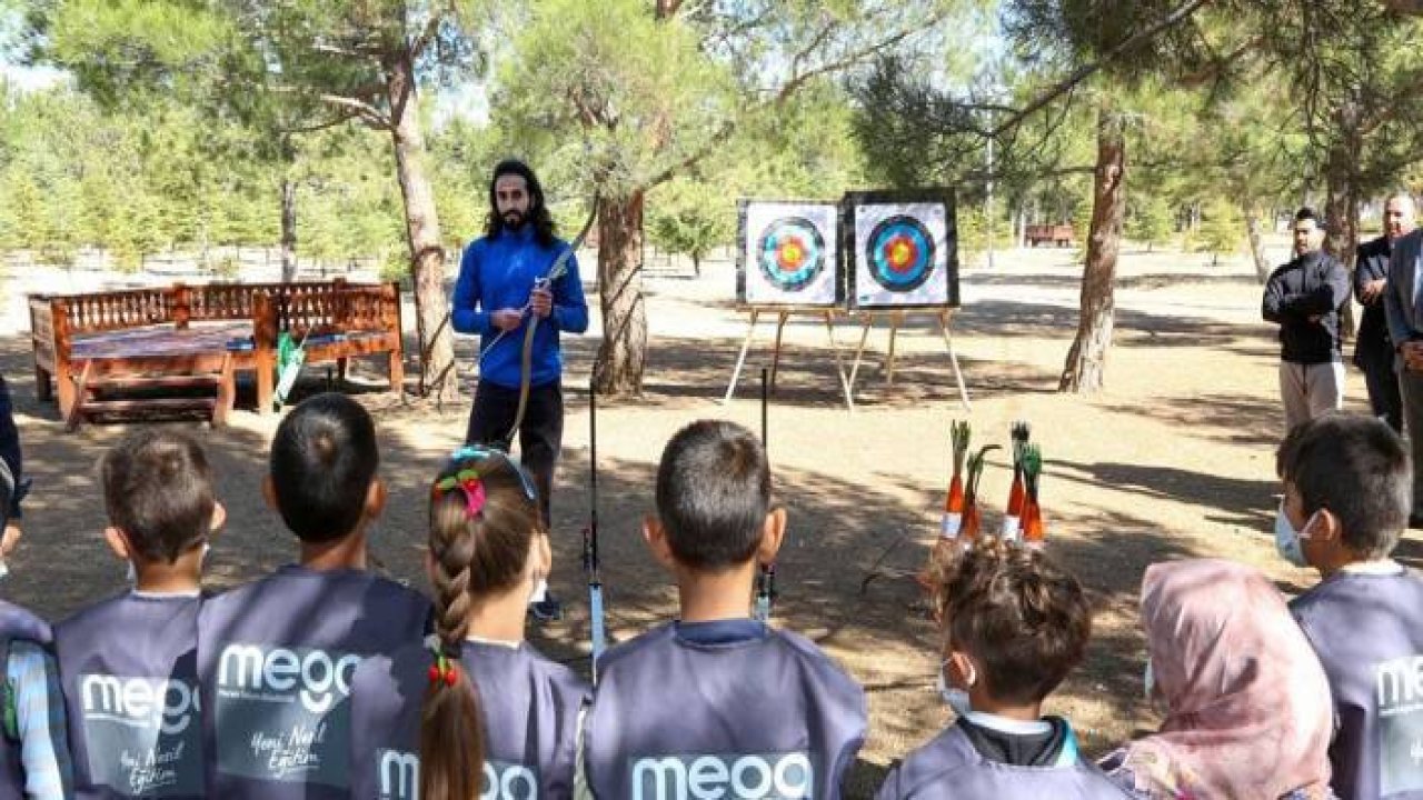 MEGA Doğa Okulu eğitimlerine başladı